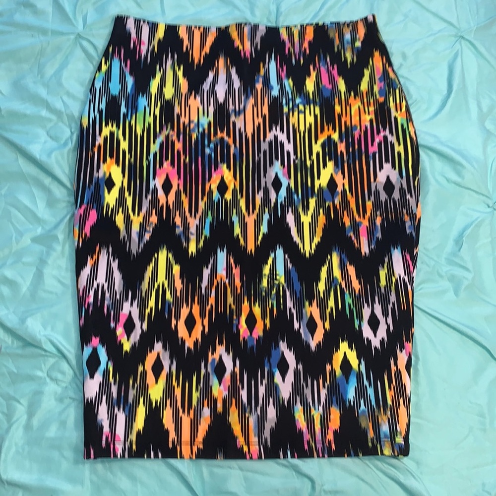 NWOT XL Multi Color Print Bodycon Midi Skirt